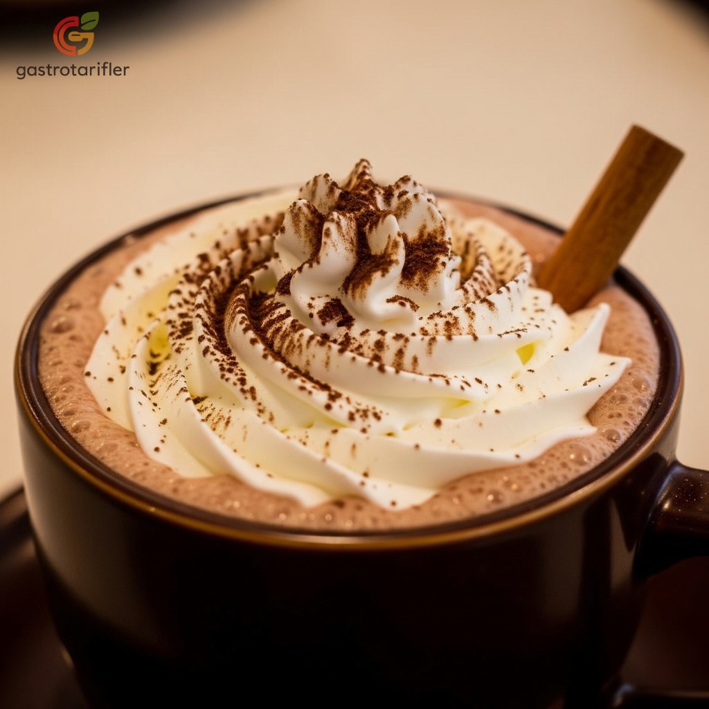 Sıcak Çikolata fincanda sunum